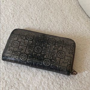 Tory Burch Wallet